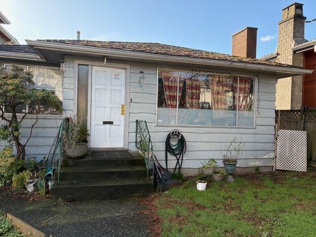 76 W 62nd Avenue