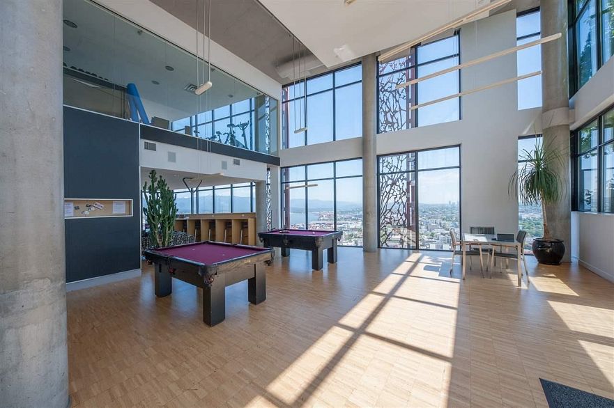 4003 128 W Cordova Street