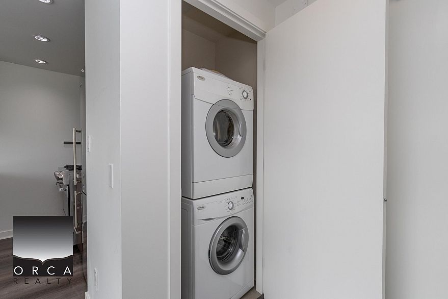 1105 108 WEST 1ST AVENUE, Vancouver BC V5Y 0H4