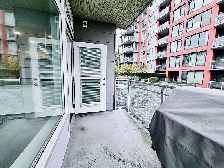 302 3263 Pierview Crescent