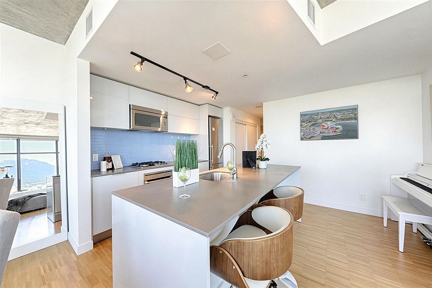 4003 128 W Cordova Street