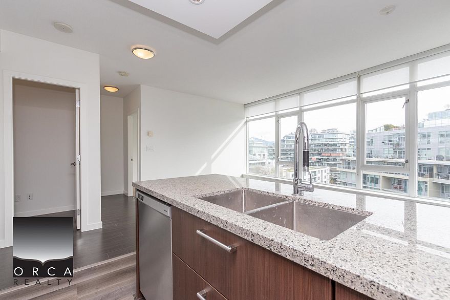 1105 108 WEST 1ST AVENUE, Vancouver BC V5Y 0H4