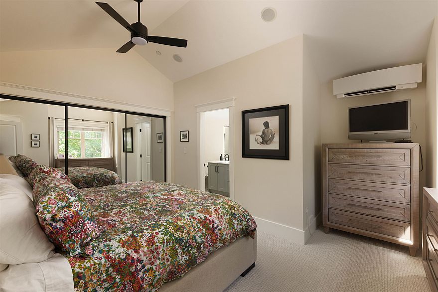 2515 W 6th Avenue