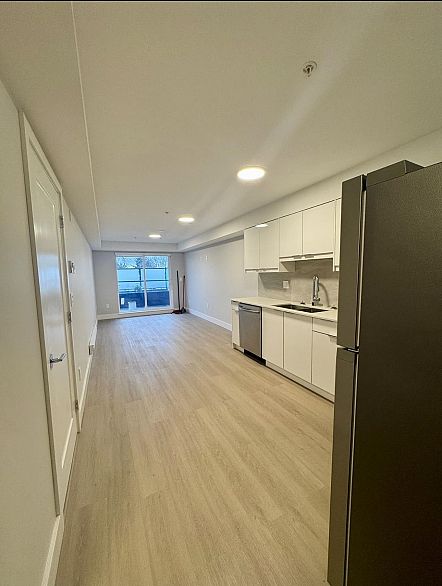 204 3050 Kingsway