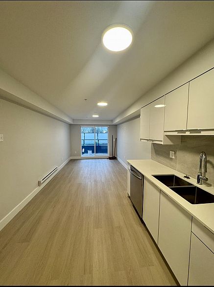 204 3050 Kingsway