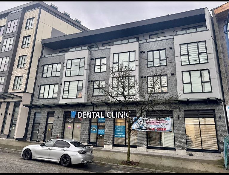 204 3050 Kingsway