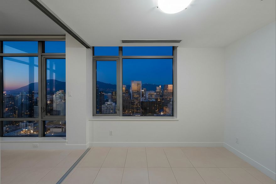 3406 1028 Barclay Street
