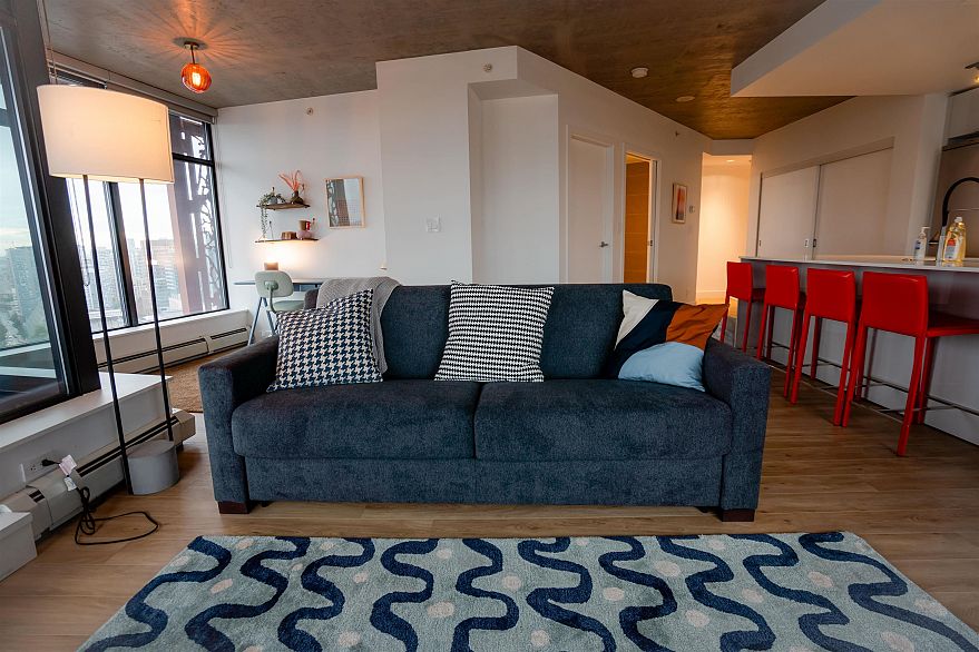 3406 128 W Cordova Street