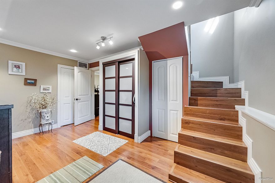 836 W 68th Avenue