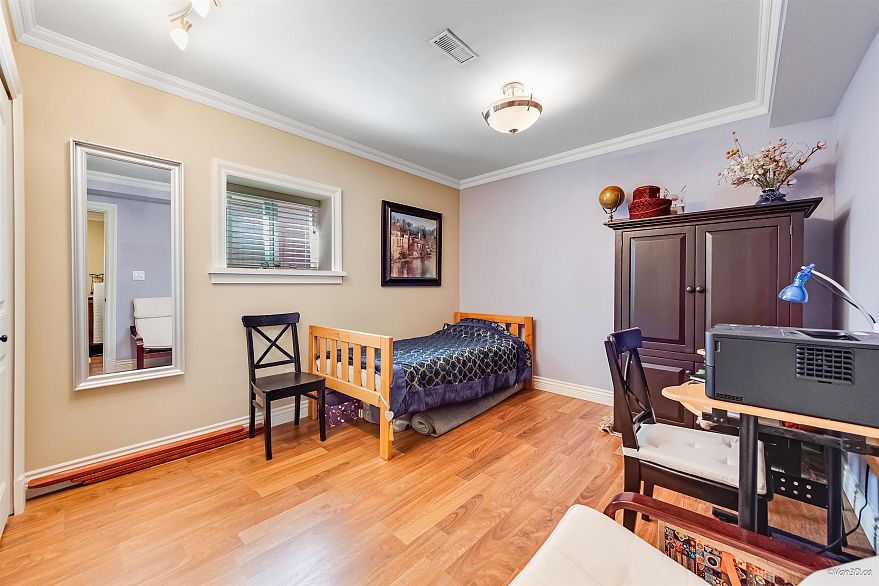 836 W 68th Avenue