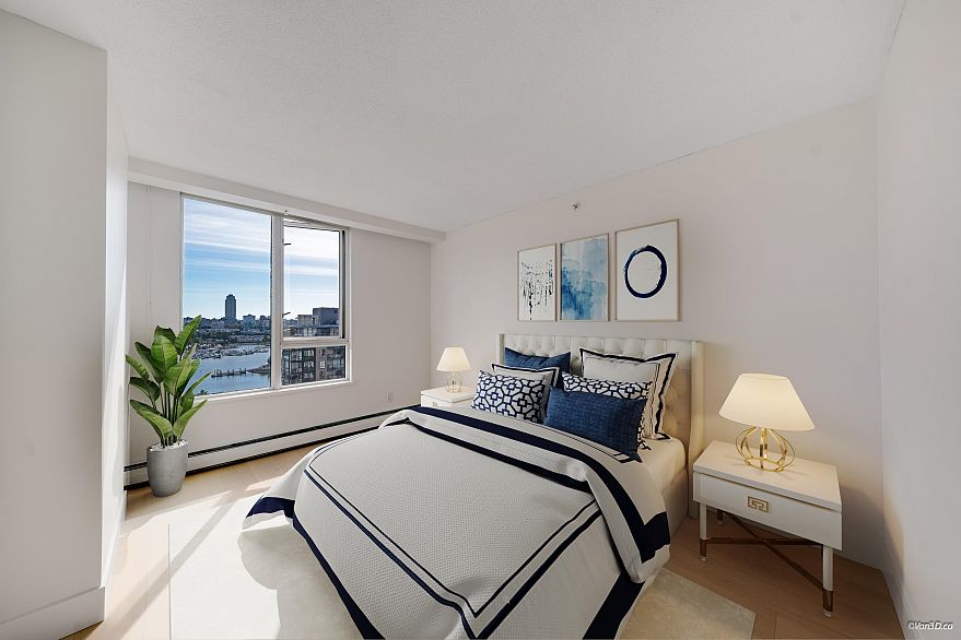 2206 1201 Marinaside Crescent