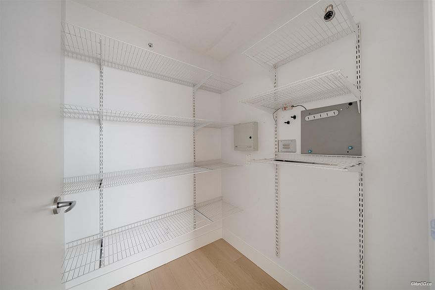 2206 1201 Marinaside Crescent