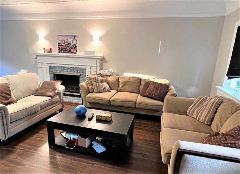 5776 Angus Drive