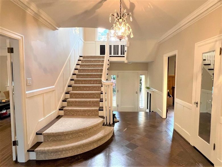 5776 Angus Drive