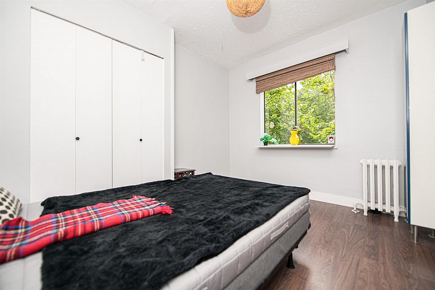 3439 Dundas Street
