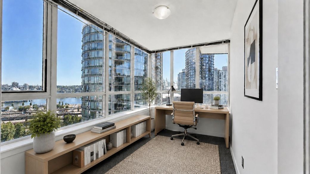 2009 63 Keefer Place