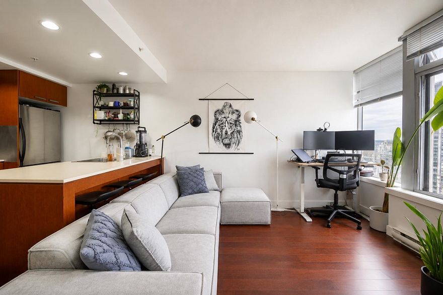 2604 1255 Seymour Street
