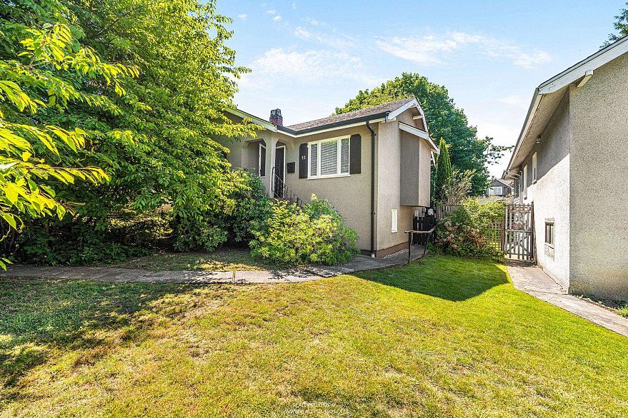 12 W King Edward Avenue