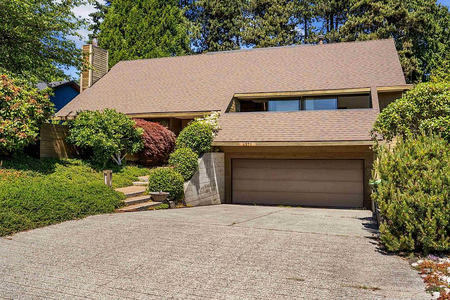 4271 Staulo Crescent