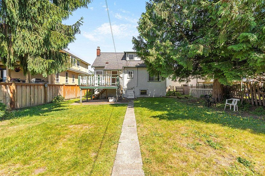28 W King Edward Avenue