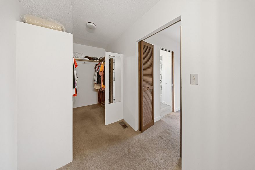 4271 Staulo Crescent