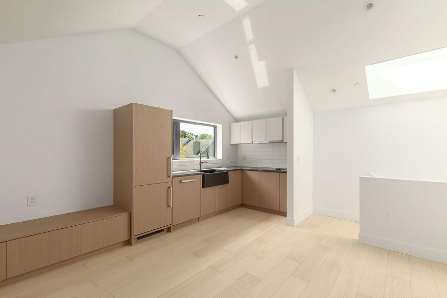 22 W 14th Avenue