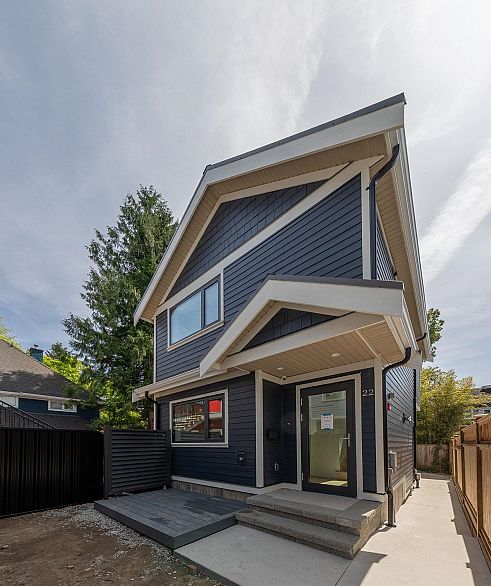 22 W 14th Avenue