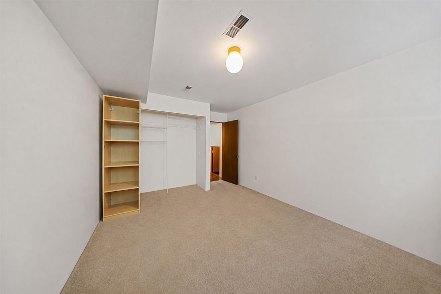 4271 Staulo Crescent