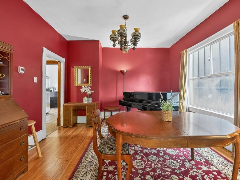 3450 Welwyn Street