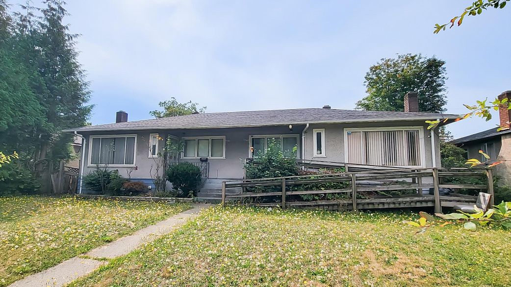 2578 S Grandview Highway