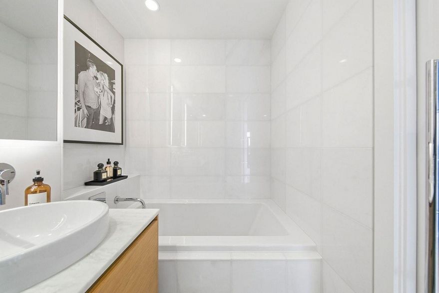 1403 1171 Jervis Street