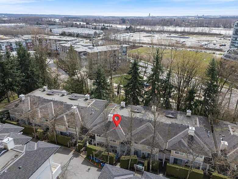 5 3586 Rainier Place
