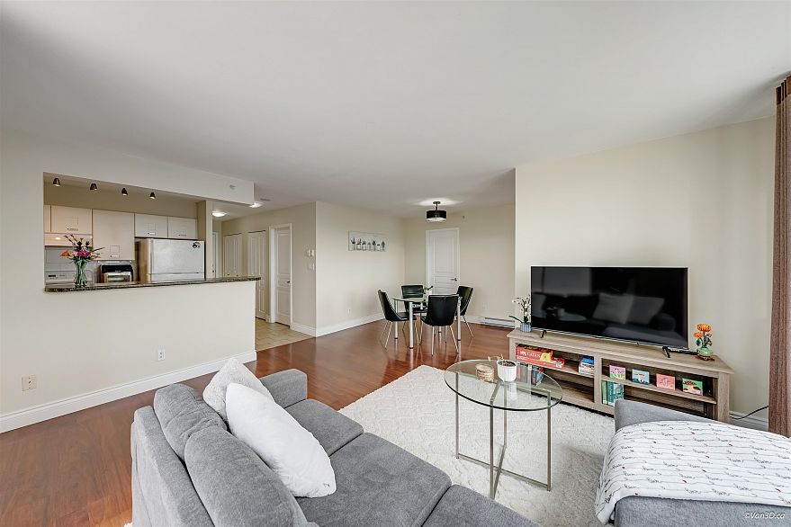 1702 3438 Vanness Avenue