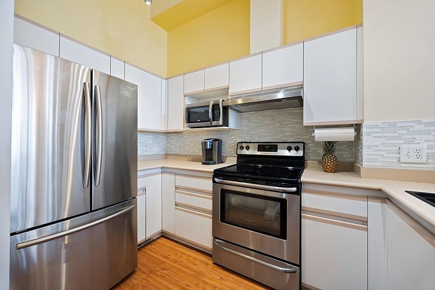 5 3586 Rainier Place