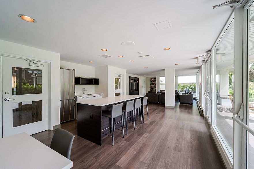 1505 1020 Harwood Street