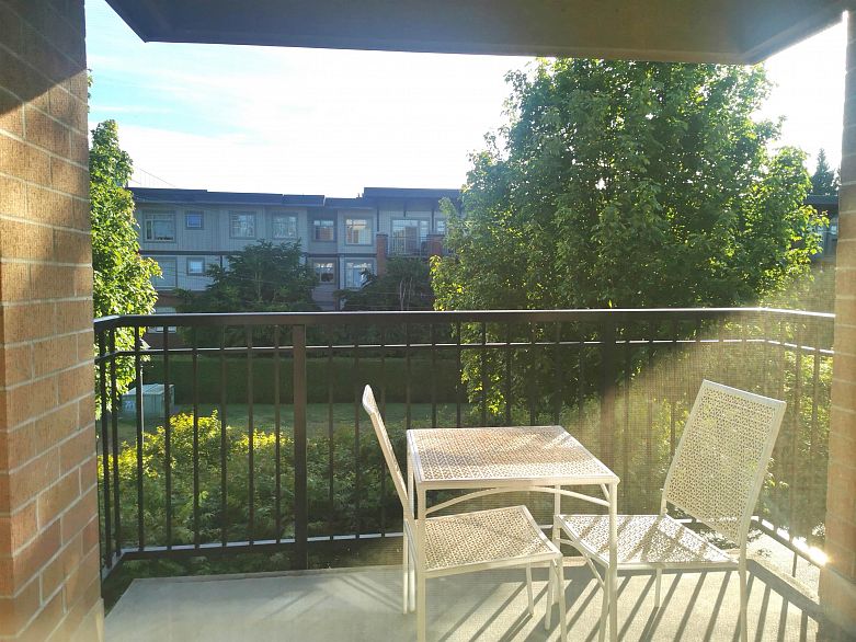318 2388 Western Parkway