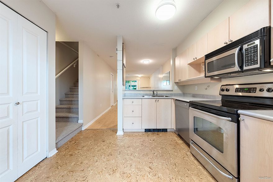 229 E 11th Avenue