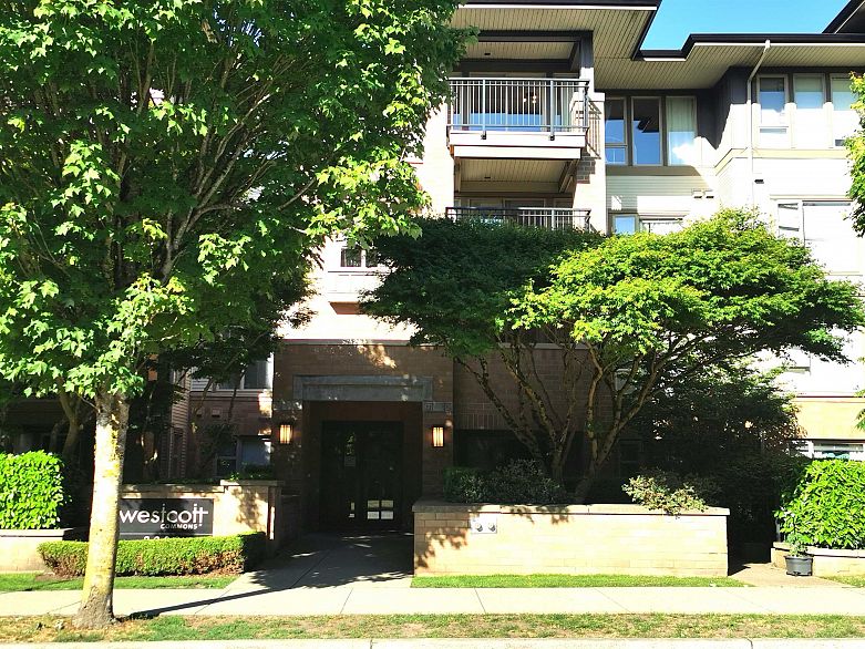318 2388 Western Parkway