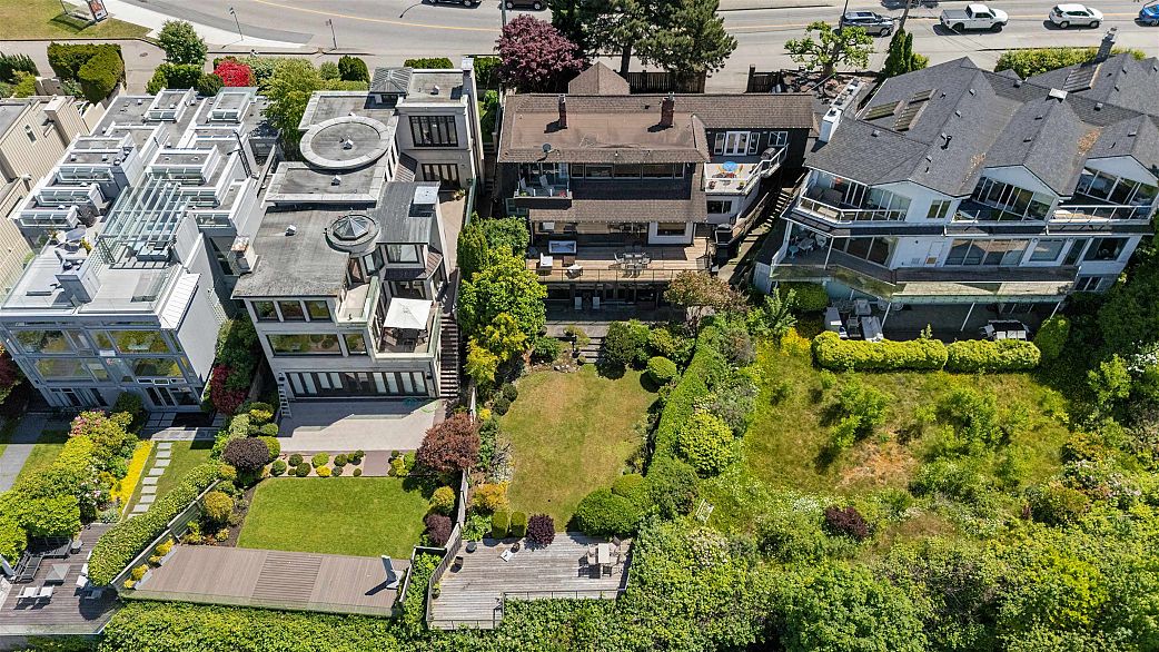 2651 Point Grey Road