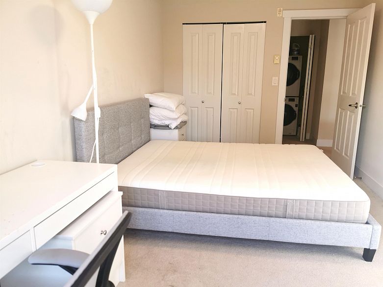 318 2388 Western Parkway