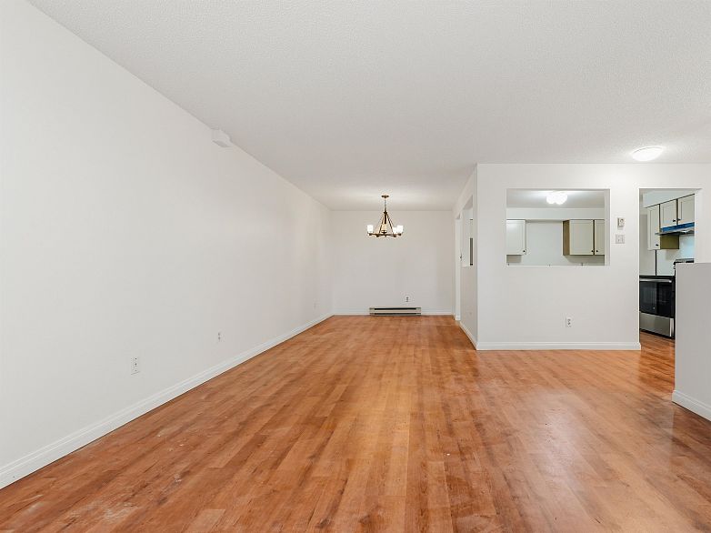 3321 Marquette Crescent
