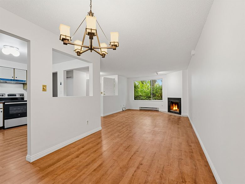 3321 Marquette Crescent