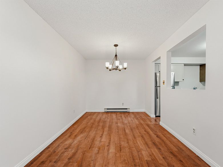 3321 Marquette Crescent