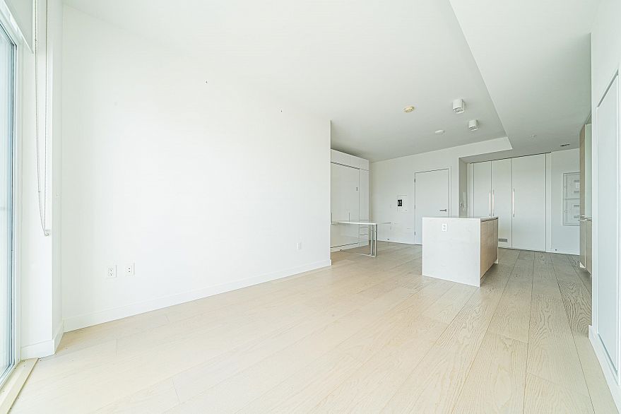 4306 1289 Hornby Street