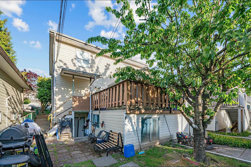 5033 Killarney Street
