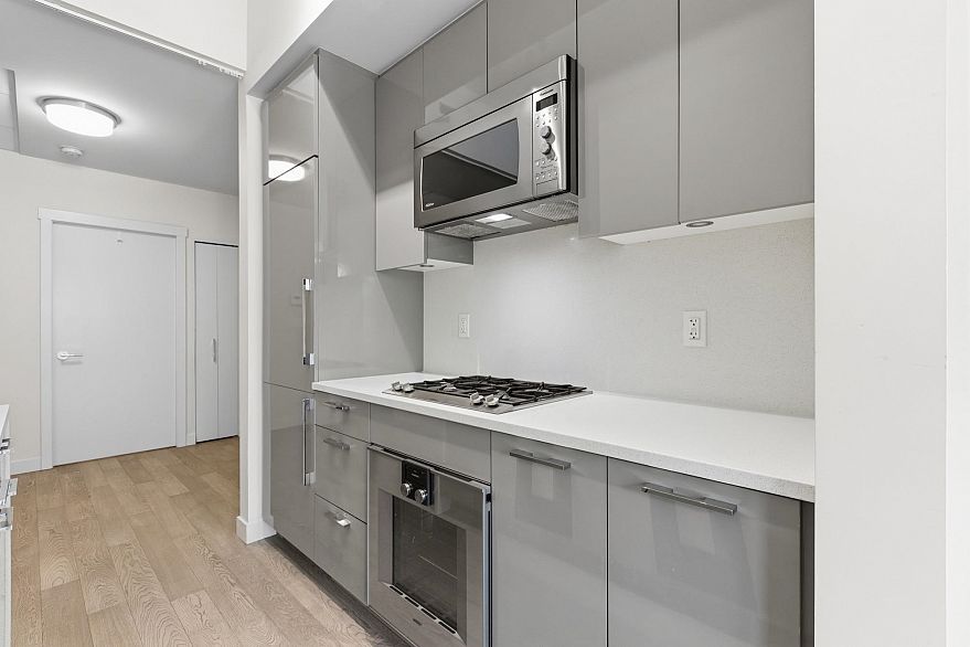 104 4488 Cambie Street