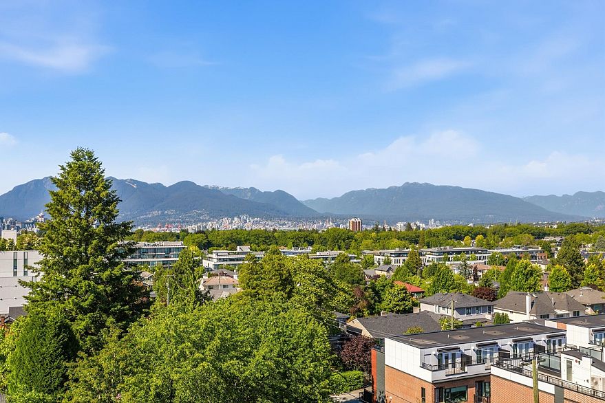 104 4488 Cambie Street
