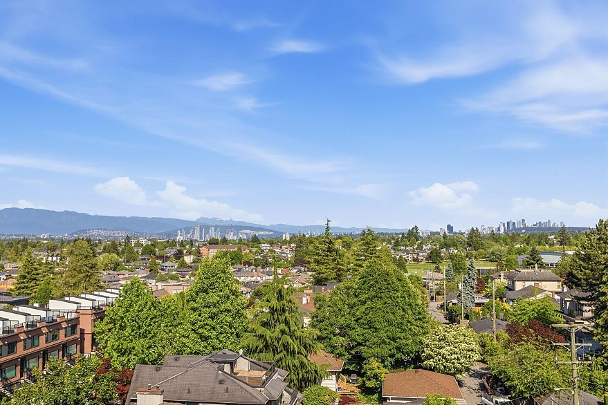 104 4488 Cambie Street
