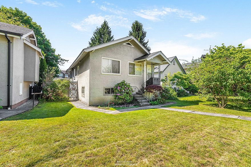 20 W King Edward Avenue