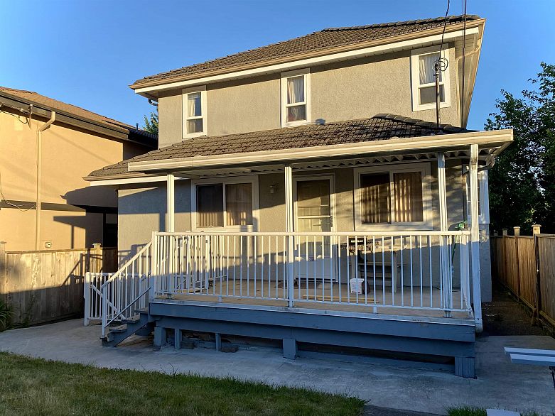 195 W 46th Avenue